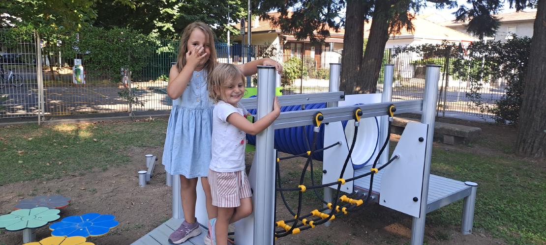 Una nuova giostra all’oratorio di San Giorgio in ricordo di Emanuele